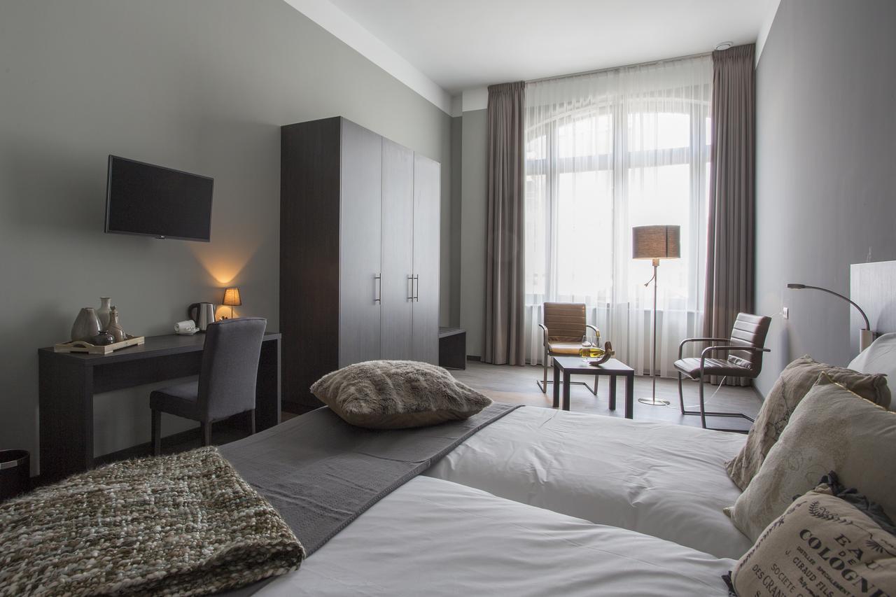 Hotel Bladel エクステリア 写真
