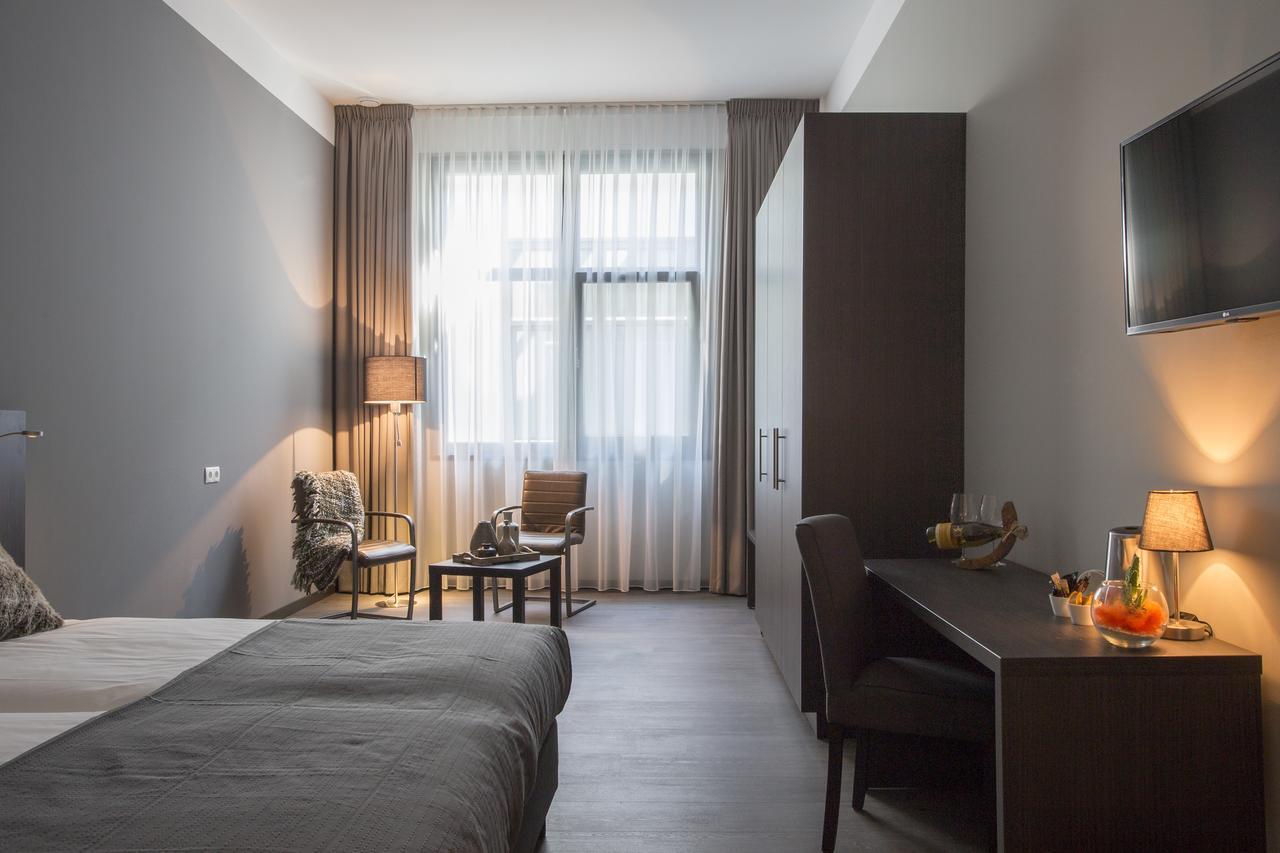 Hotel Bladel エクステリア 写真