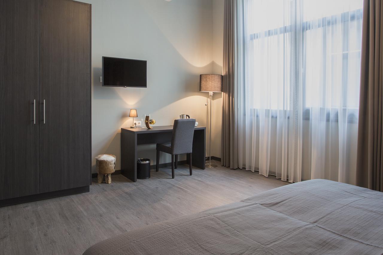 Hotel Bladel エクステリア 写真